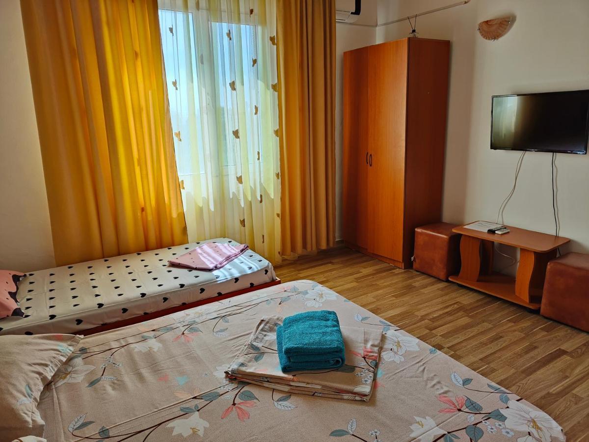 Vila Olimpica Hotel Costinesti Buitenkant foto