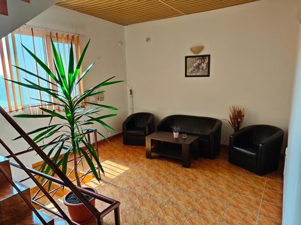 Vila Olimpica Hotel Costinesti Buitenkant foto